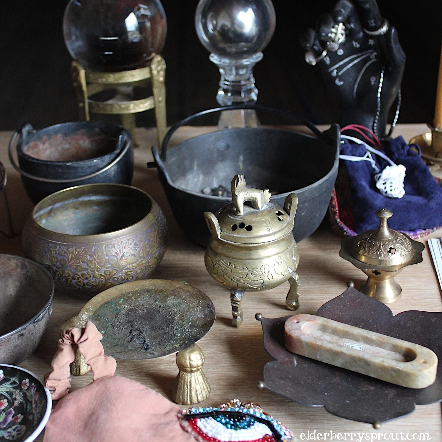 Witchy Thrift Haul - Solstice Gift Ideas